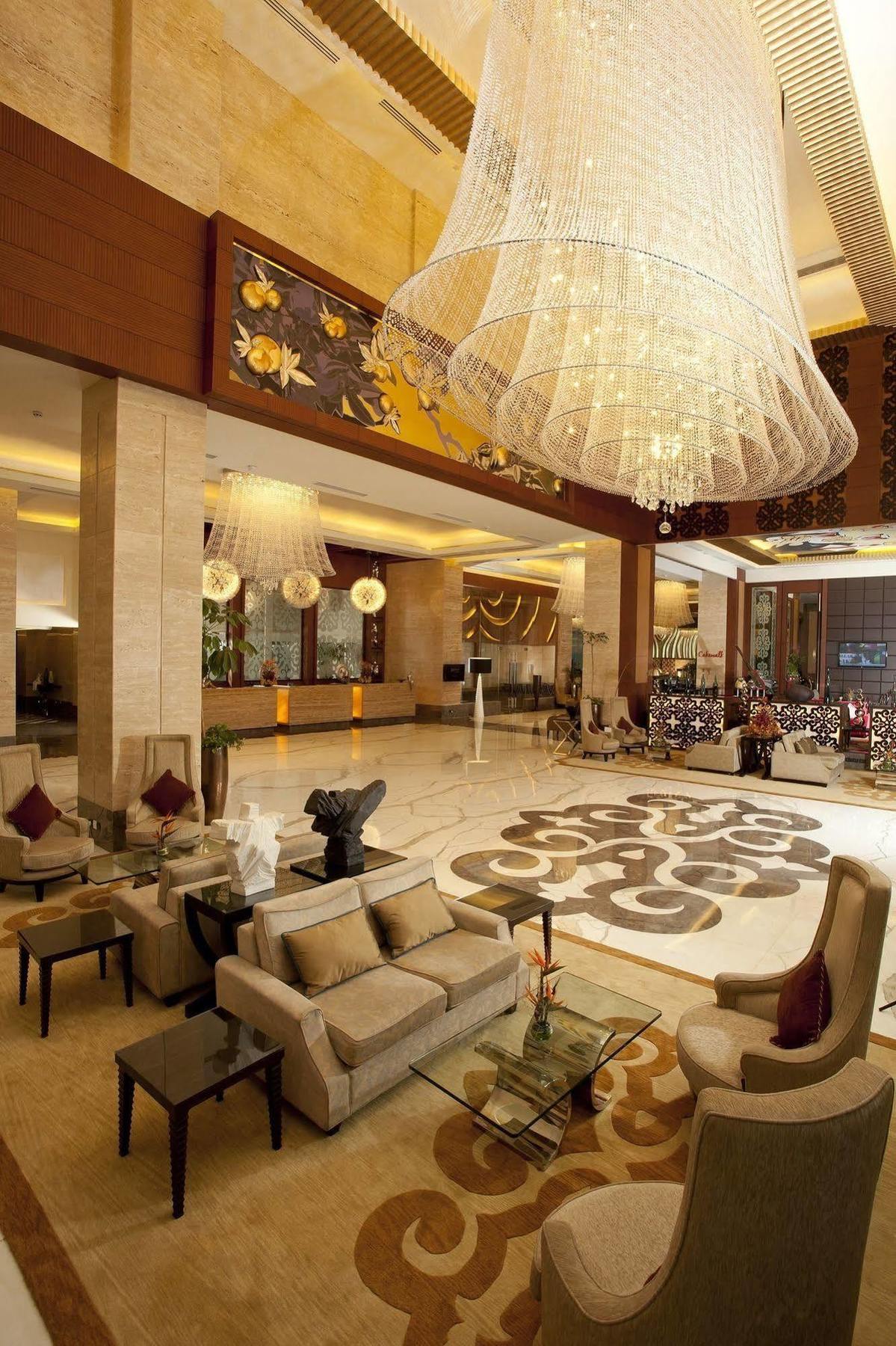 Radisson Blu Hotel, Nagpur Exterior foto